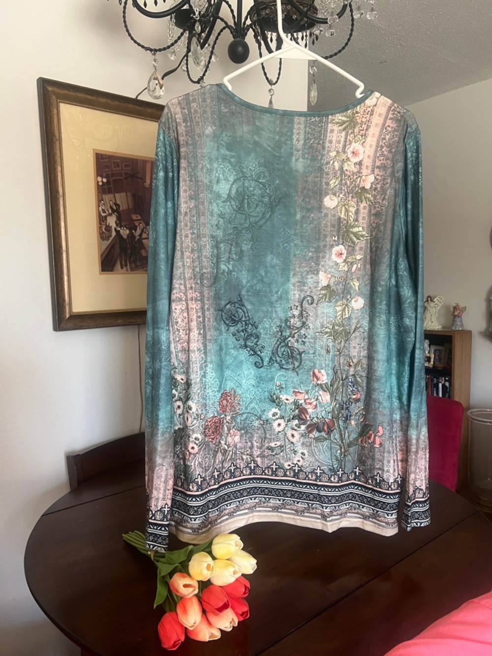 Women's Teal Floral Long-Sleeve V-Neck Top - Picture 2 of 2